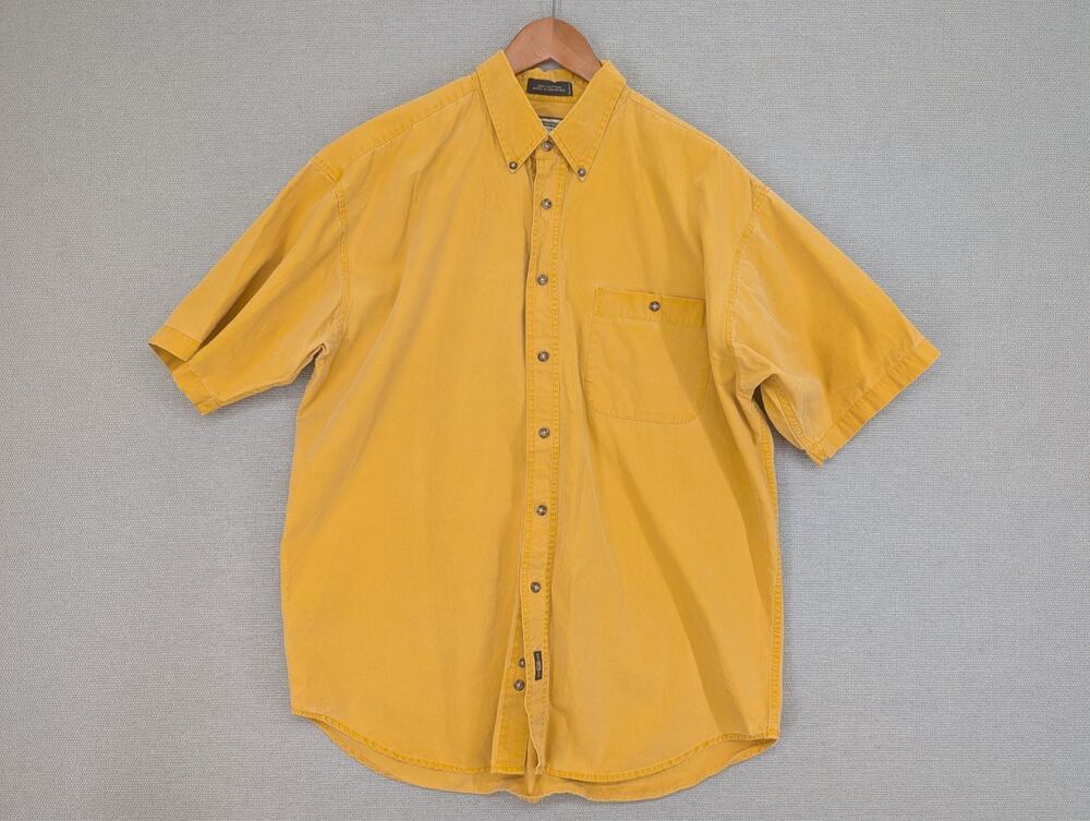Lee Men's Shirt Size Large Short Sleeved Button Up Yellow/Gold Cotton